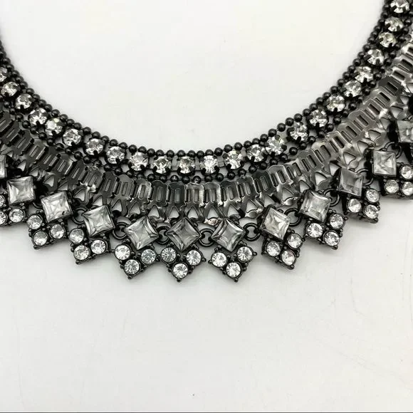Stella & Dot Hematite Palladian Necklace - Picture 2 of 16